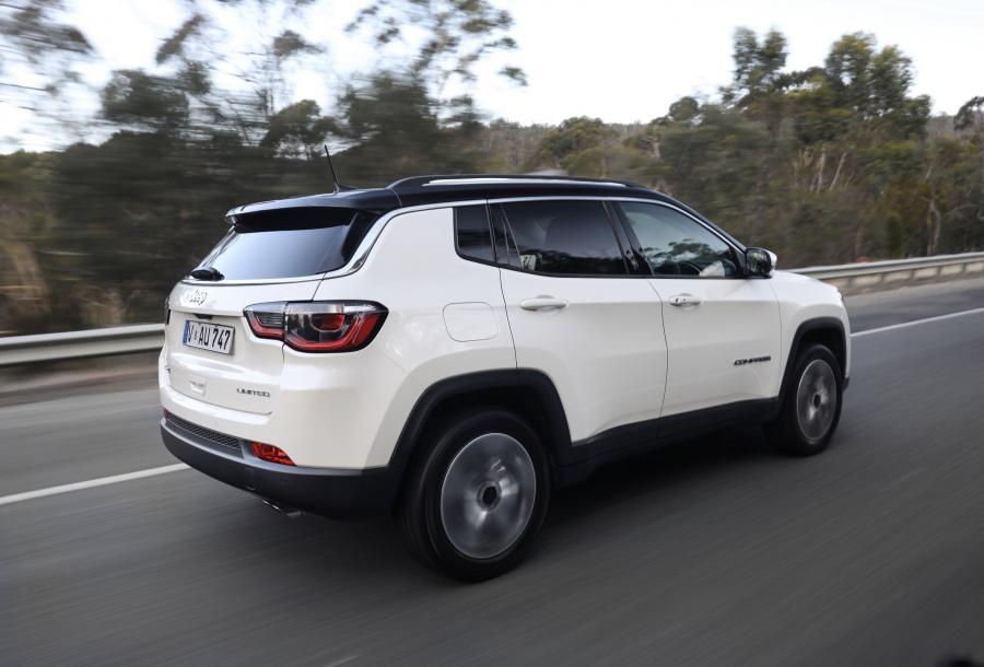  Jeep Compass Limited (MP) 2017 года  (AU) (фото 13 из 41)
